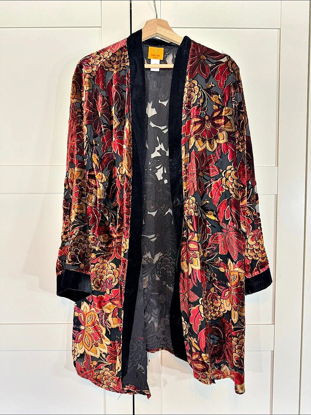 Ruby Rd. Printed Velvet Burnout Open Cardigan. Black & Pink 1X B17